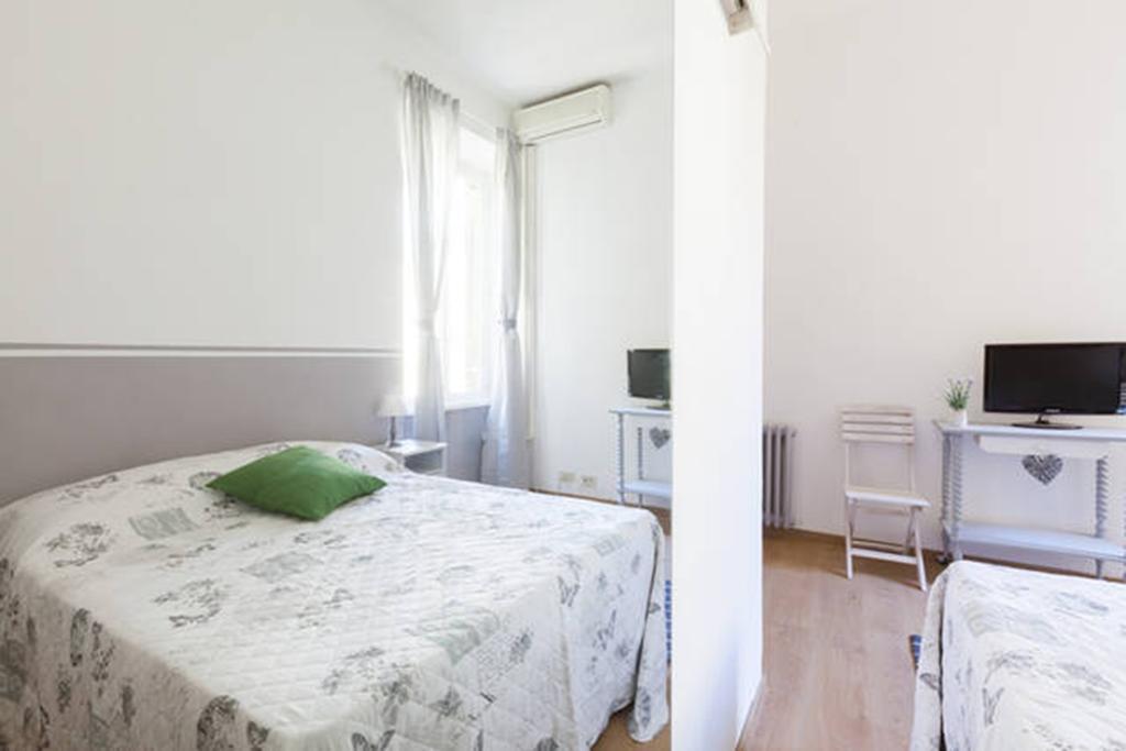 Domus Merulana Bed And Breakfast Rom Rum bild